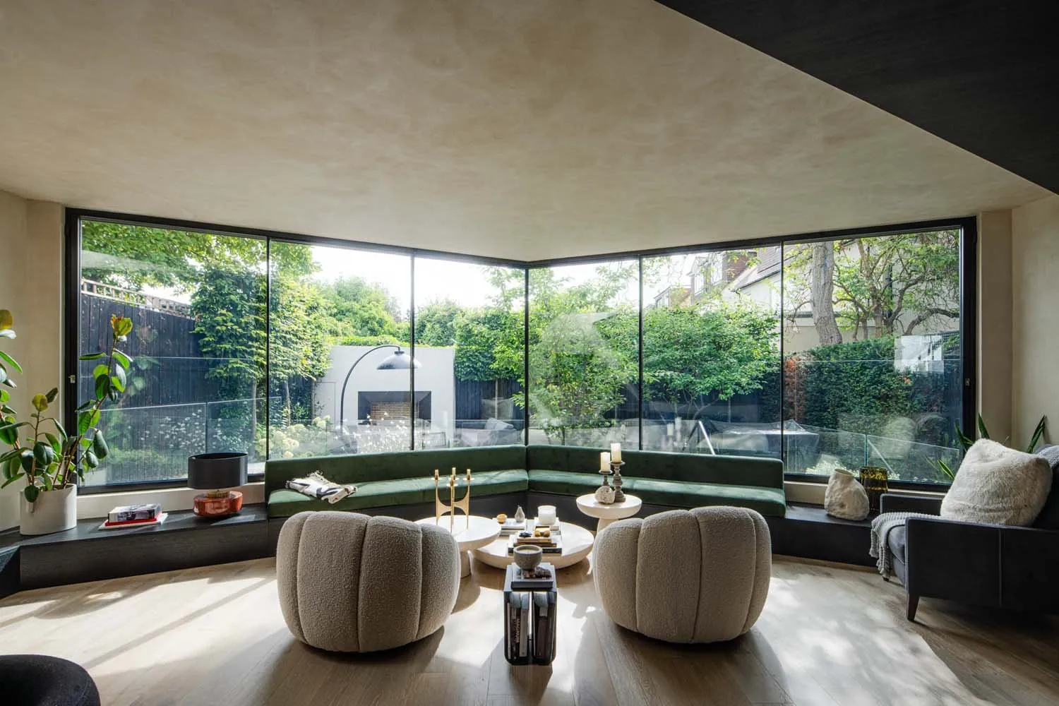 Meadow Grove, Barnes, SW13 — Living