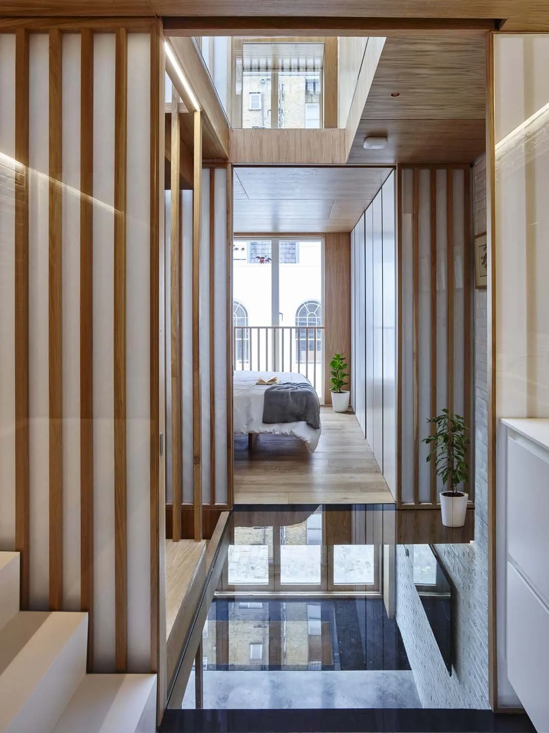 Modern Mews, Paddington, W2 — Glass landing view