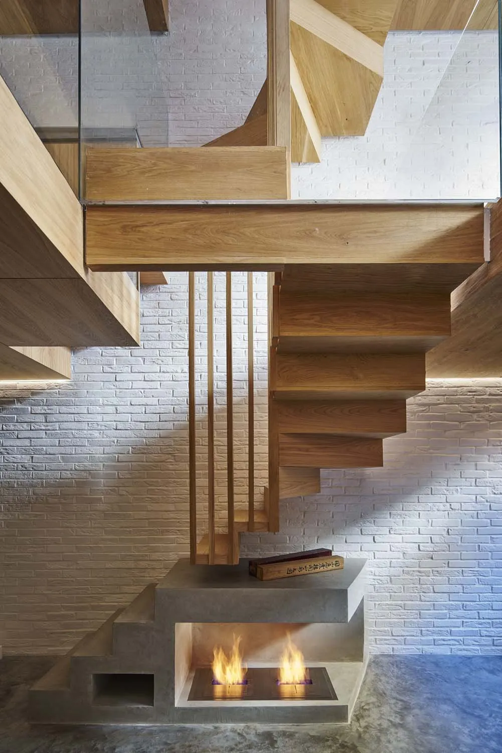 Modern Mews, Paddington, W2 — Stairs fireplace